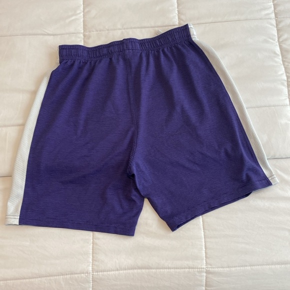 Boys Under Armour Short - Picture 5 of 5